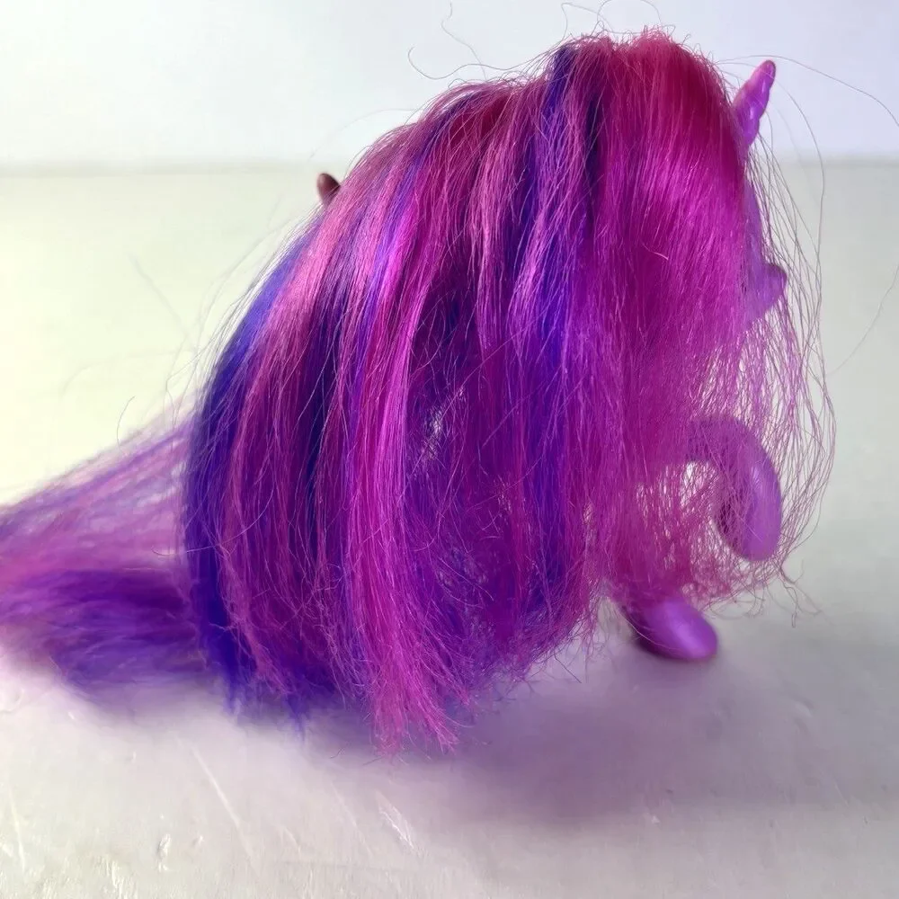 My Little Pony MLP G4 Twilight Sparkle Brushable Raised Hoof Hasbro